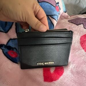 Steve Madden Black Zip Card Holder